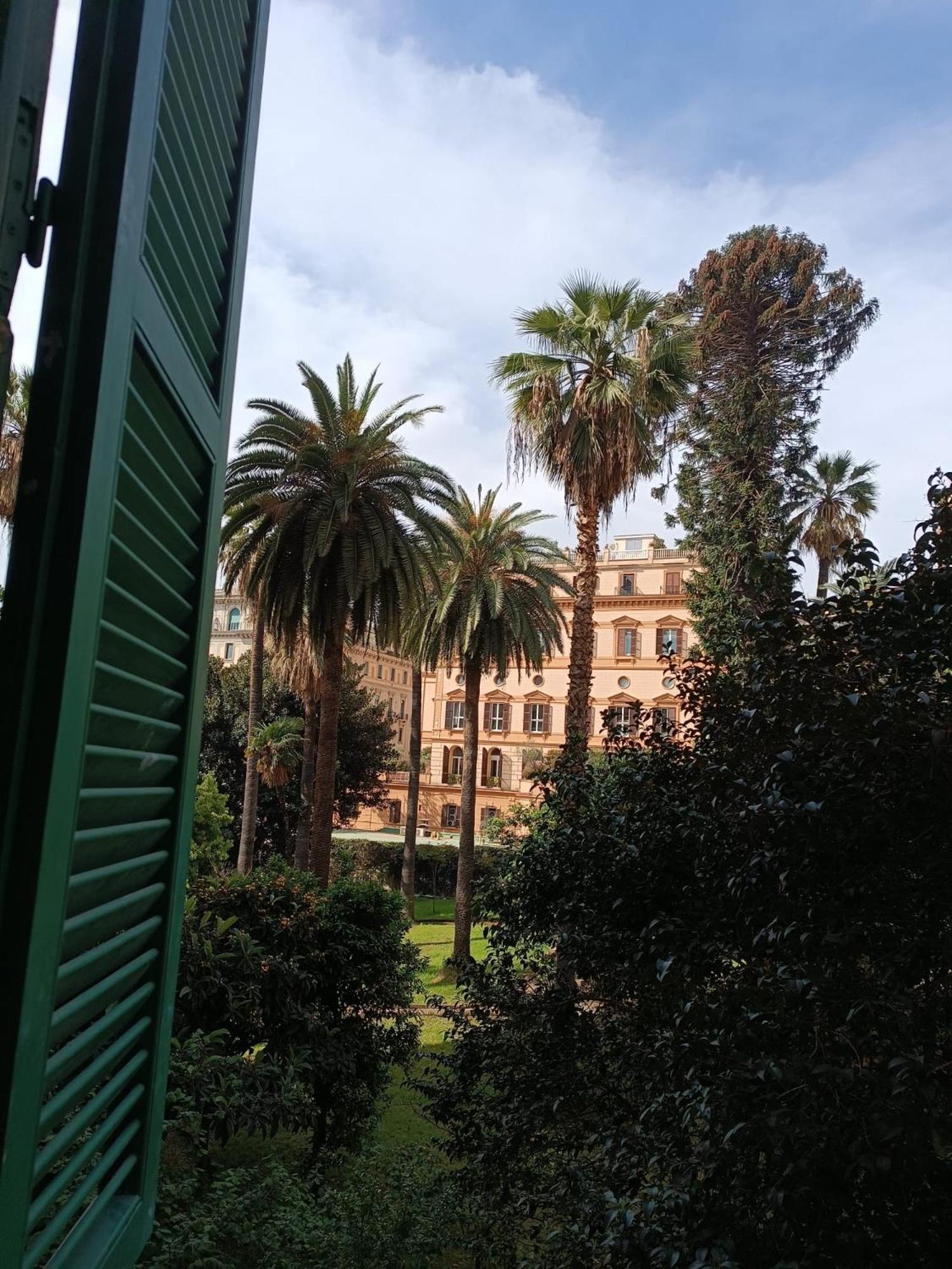 Parco Margherita 3 Naples Luaran gambar